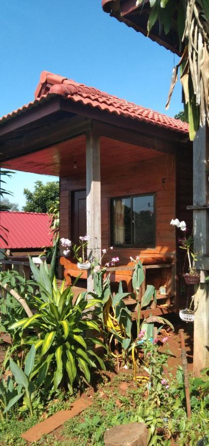 Happy Bungalow & Trekking Banlung Exterior photo