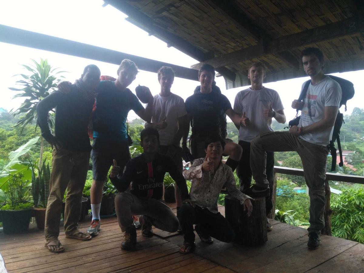 Happy Bungalow & Trekking Banlung Exterior photo
